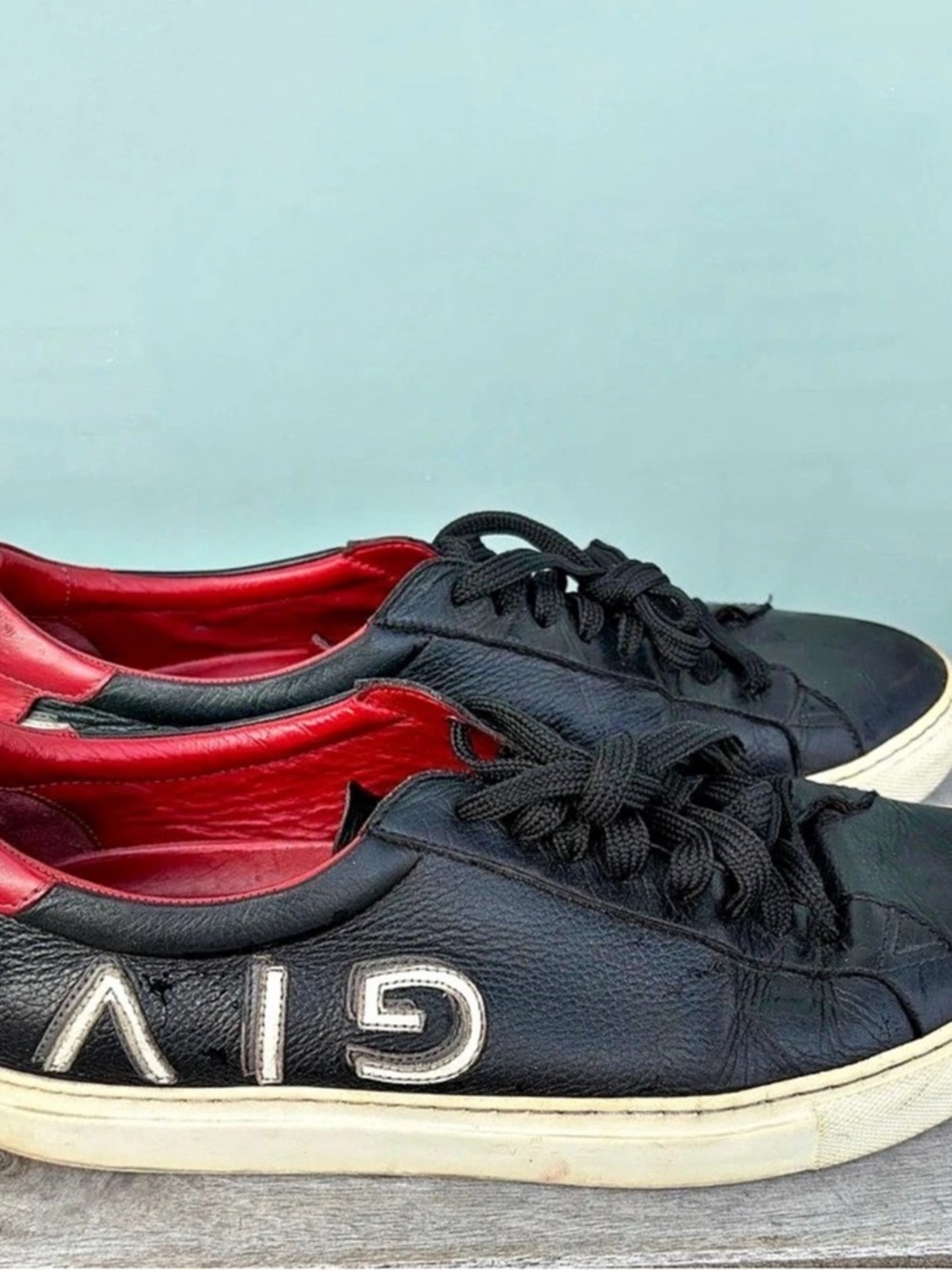 Givenchy Logo Applique Low Top Sneaker Black Red Sneakers Black & Red